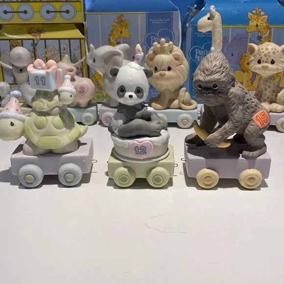 SOLD OUT - Picture 4 of 5